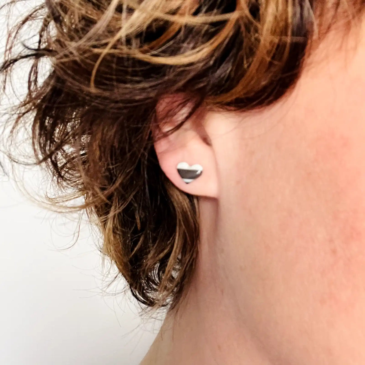 Ti Coeur – Puces d'oreilles • Porcelaine noire et blanche