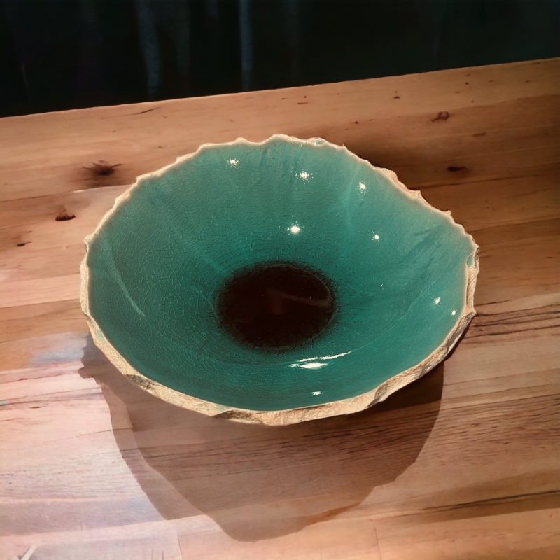 Tasses à thé turquoises et asymétriques en grès • Artisanat • Collection  Lagon