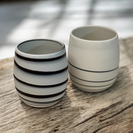 Mug blanc et noir - Porcelaines mêlées - Artisanat • Cyclone