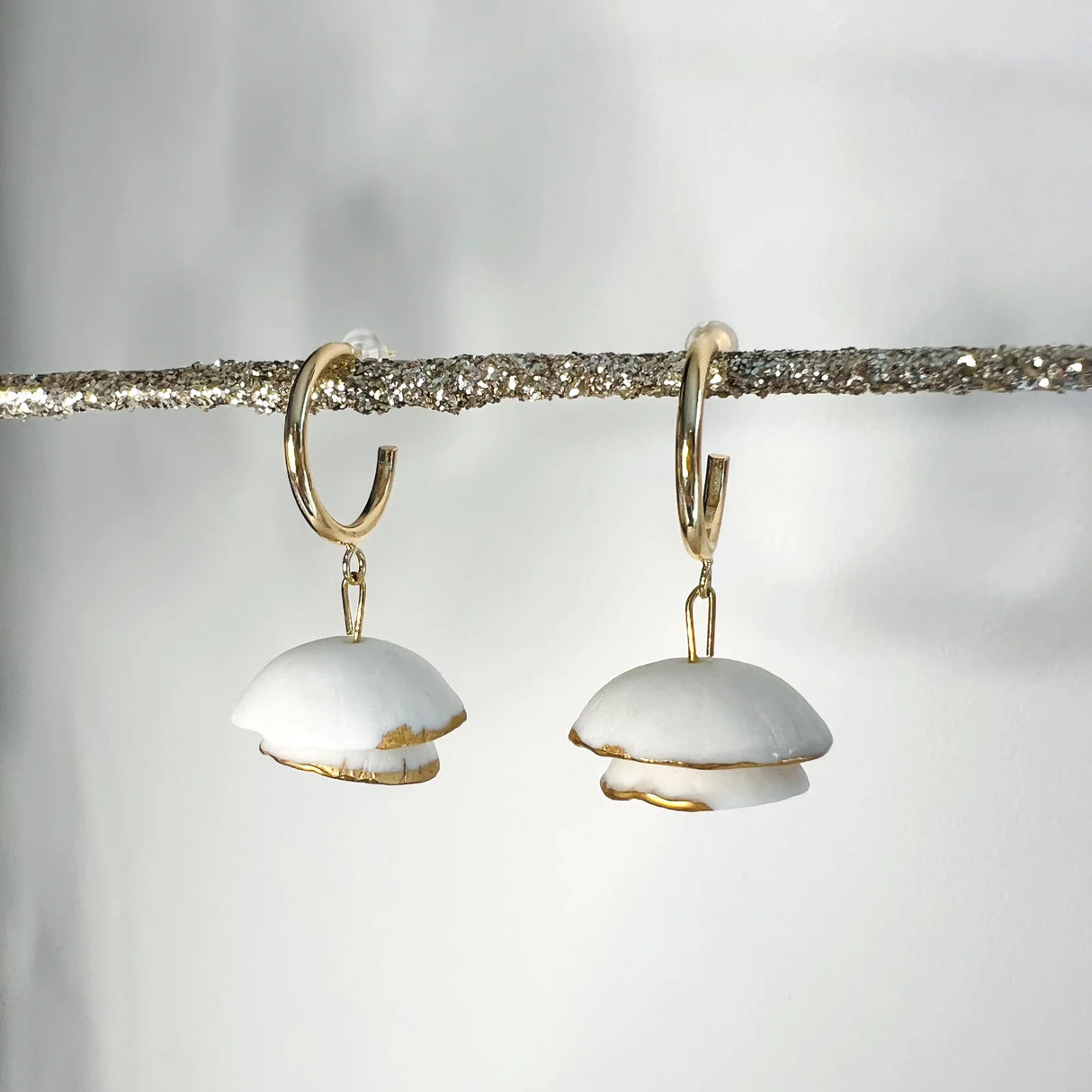 Jade – Boucles d'oreilles • Porcelaine et or