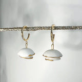 Jade – Boucles d'oreilles • Porcelaine et or
