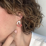 Peppita – Boucles d'oreilles cœur rose • Porcelaine