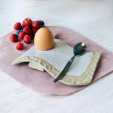 Duo de coquetiers-assiettes Grains de beauté