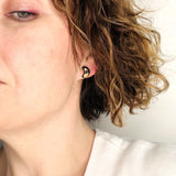 Ally – Puces d'oreilles • Porcelaine noire et or