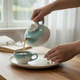 Service à thé Pyrénées – théière, tasse et plat de service
